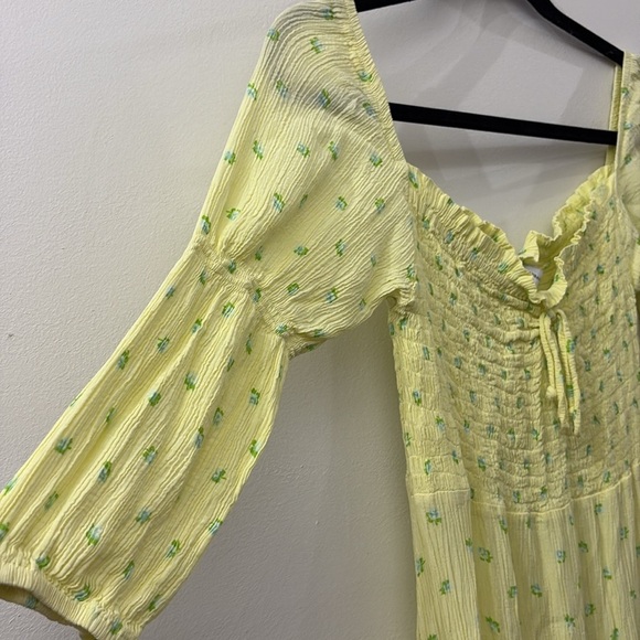 Faithfull the Brand Lemon Floral Smocked Dress - medium - 3/4 sleeve - Picture 6 of 8